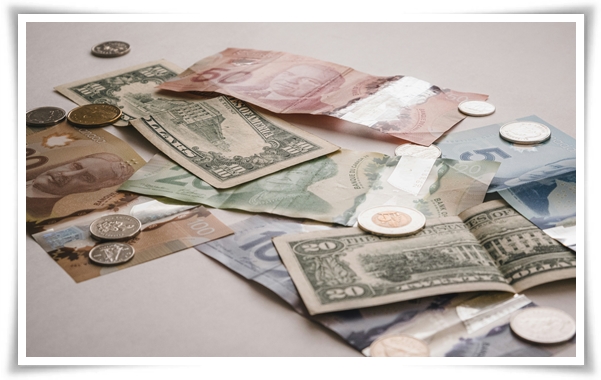 과도한 채무로 어려움을 겪는 서민들을 위한 "개인 채무조정"