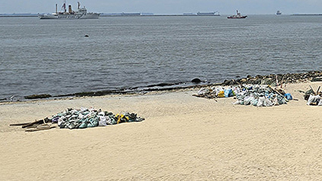 마닐라 베이 쓰레기