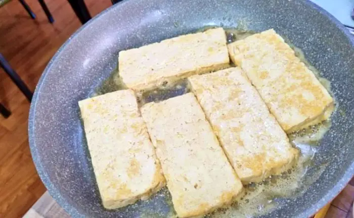 식객 허영만 백반기행 김선영 매일 직접 만든 두부로 만든 손두부조림 두부전골 연천 한탄강 오토캠핑장 근처 맛집 소개