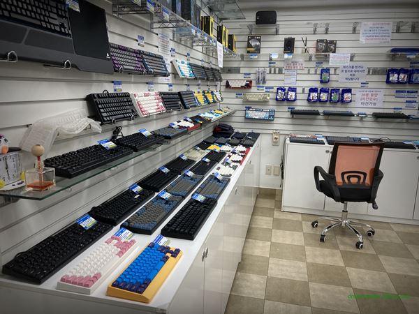 신용산역 지하 리더스키 기계식 키보드 상점 2022년 5월