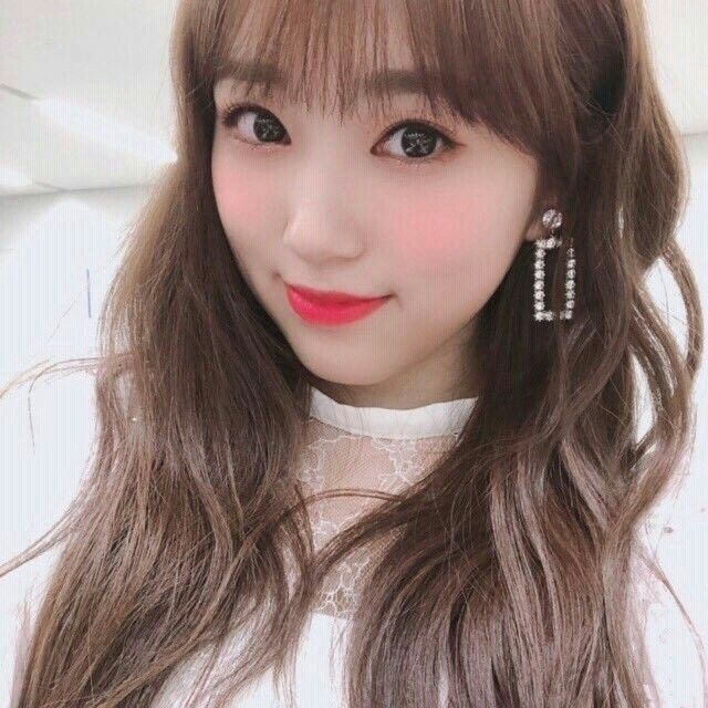 아이즈원 야부키나코 아이즈원 야부키나코