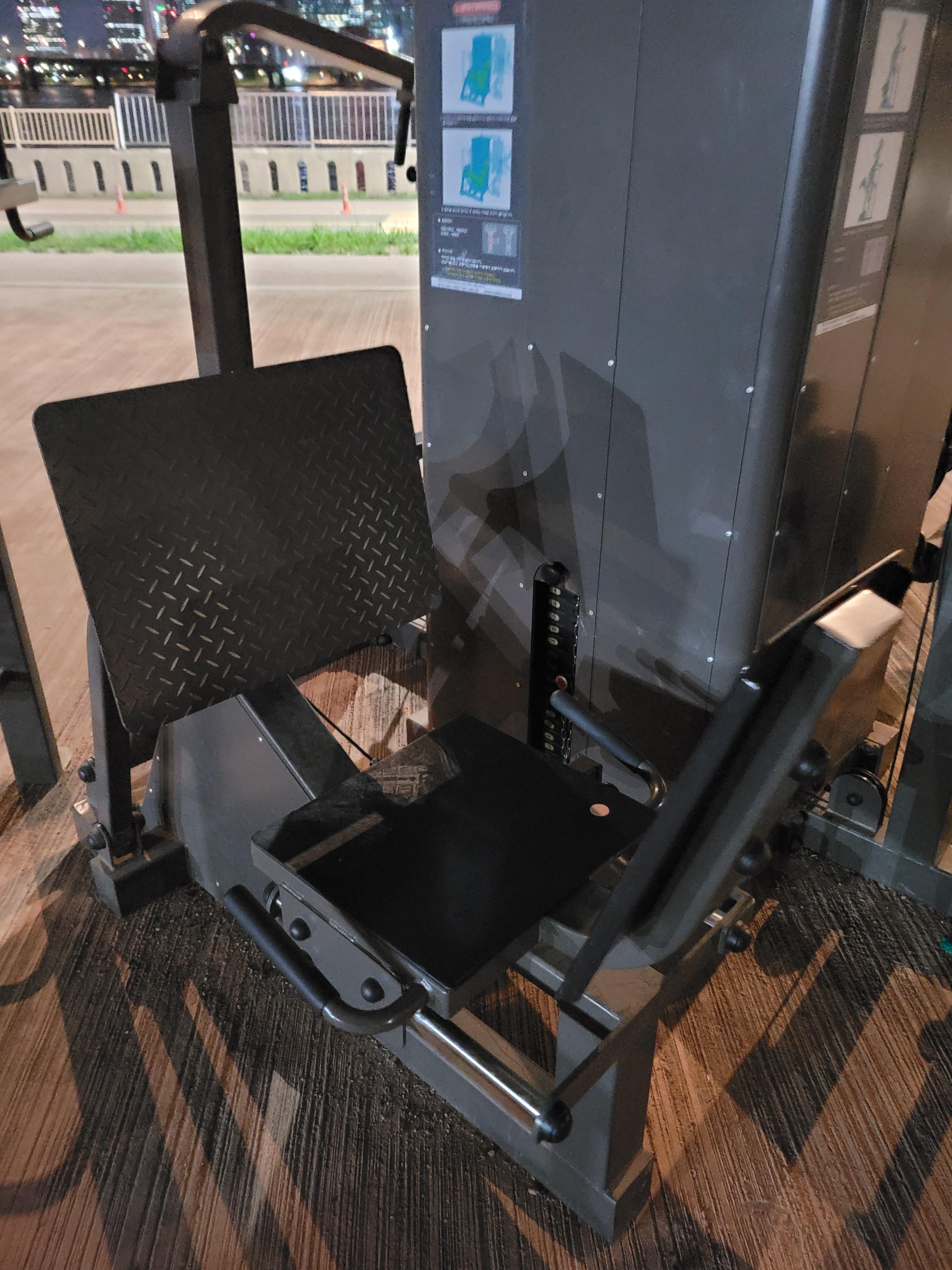 망원한강공원 야외 헬스장