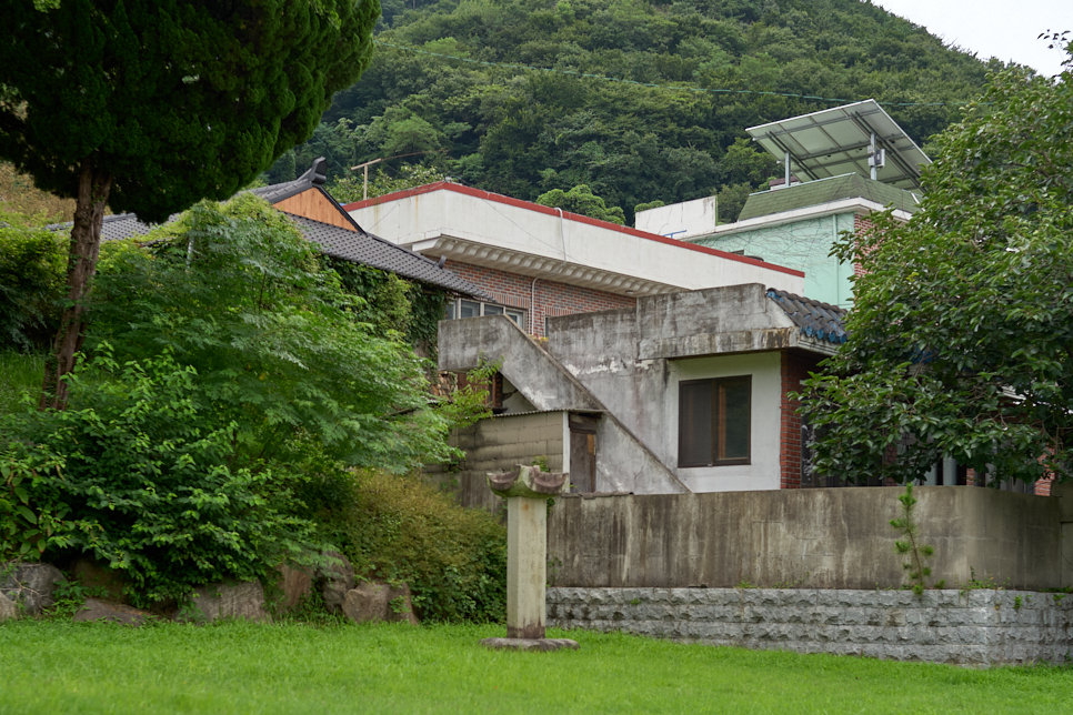 남해 척화비 (南海 斥和碑) 경상남도 문화재자료 제266호(1997년 12월 31일)