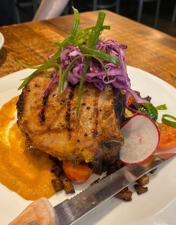 브레이즈드-포크-벨리-베니-사진