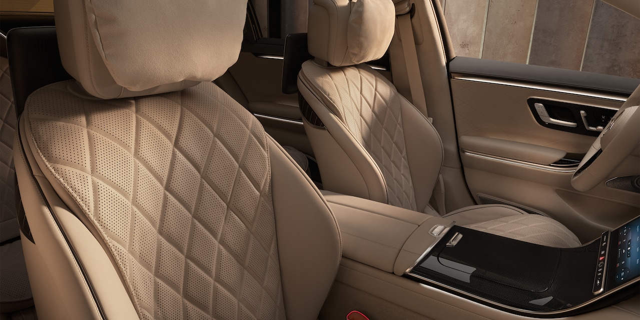 메르세데스 벤츠 자동차 내부