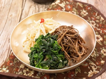삼색 나물
