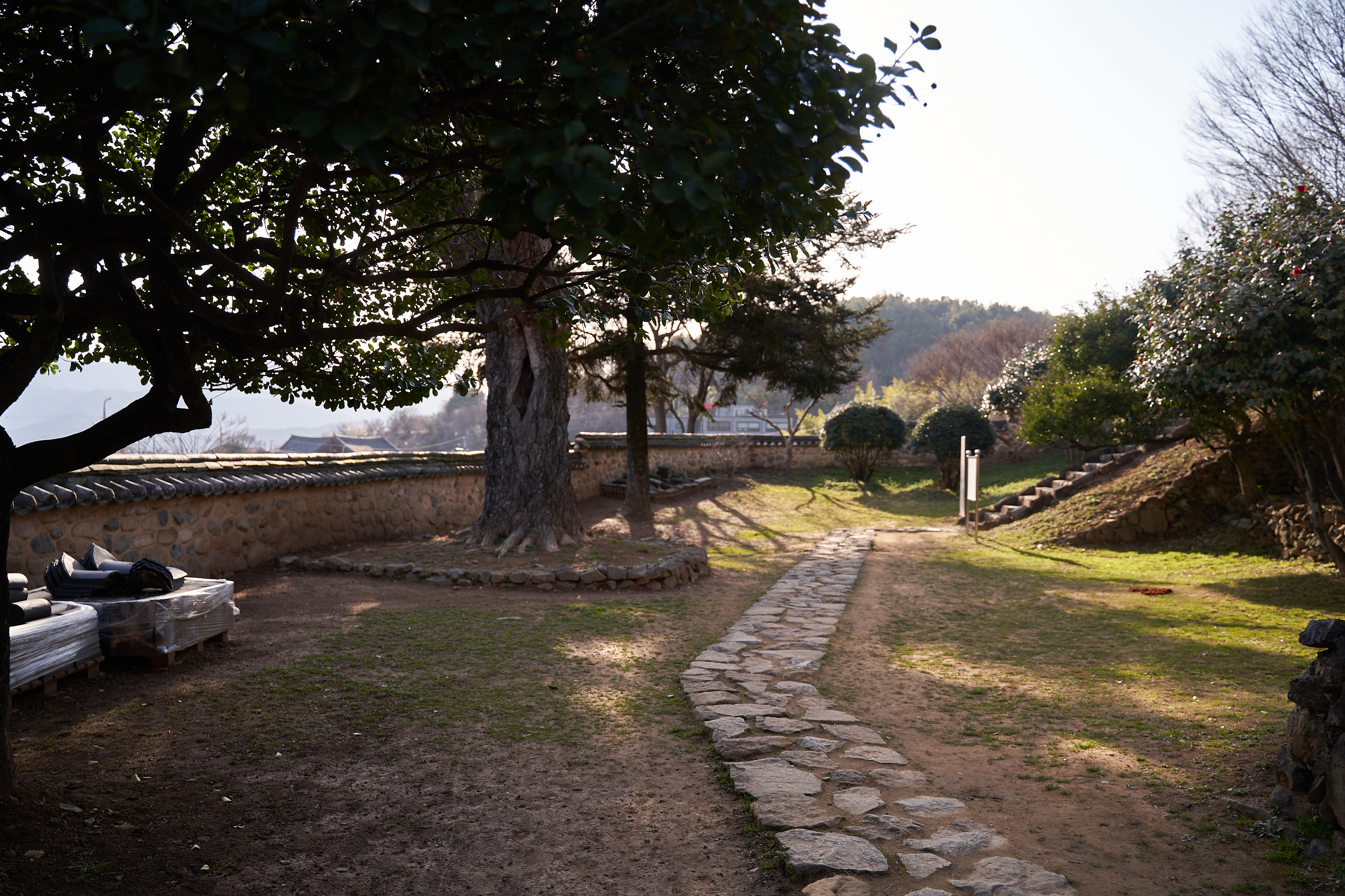 밀양향교 정원
