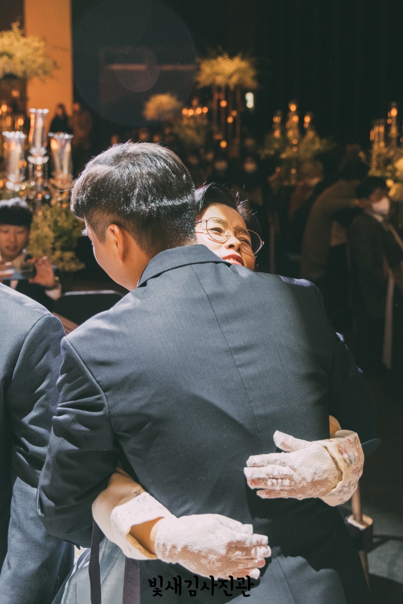 위더스 영등포 펠리체홀 본식스냅 인사 4