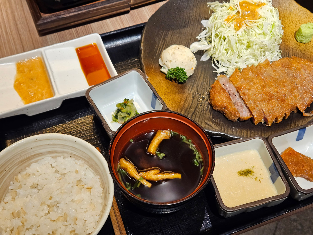 우메다역 모토무라 규카츠