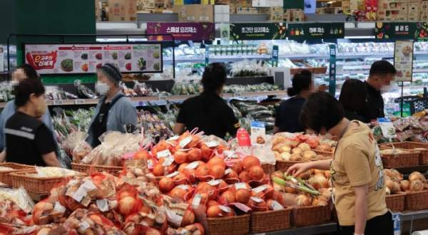 4월 소비자물가 상승: 경북 3.1%·경기 2.7% 급등, 기름값이 끌어올린 인플레이션 분석