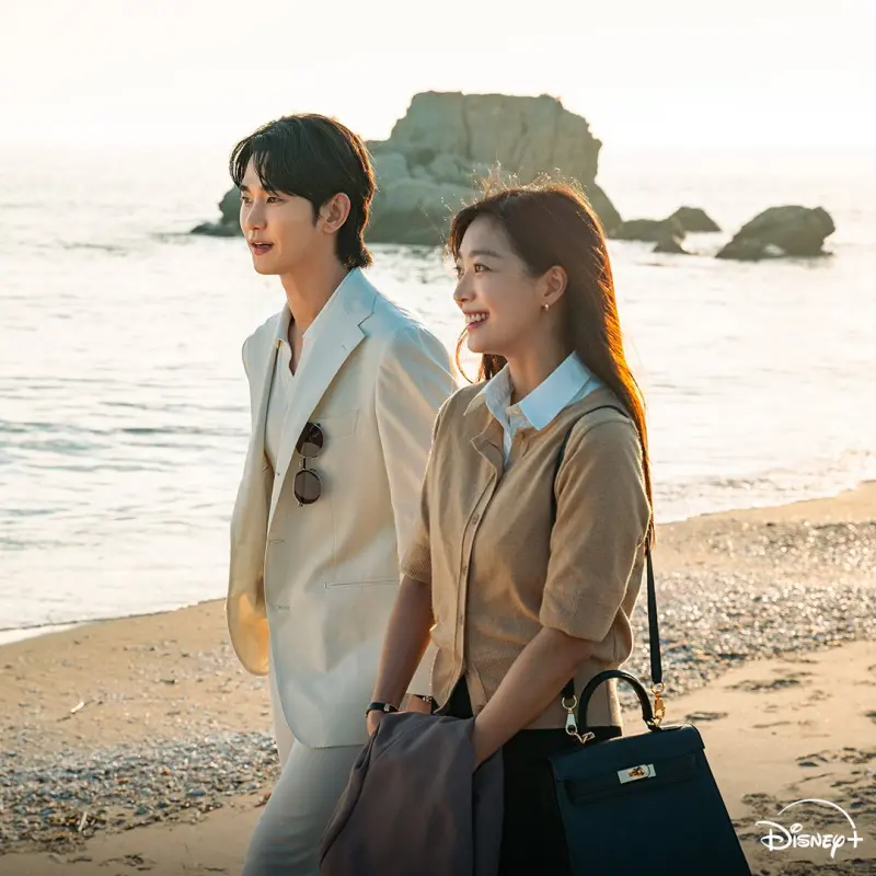디즈니+ 넉오프에서 송혜정 역을 맡은 조보아