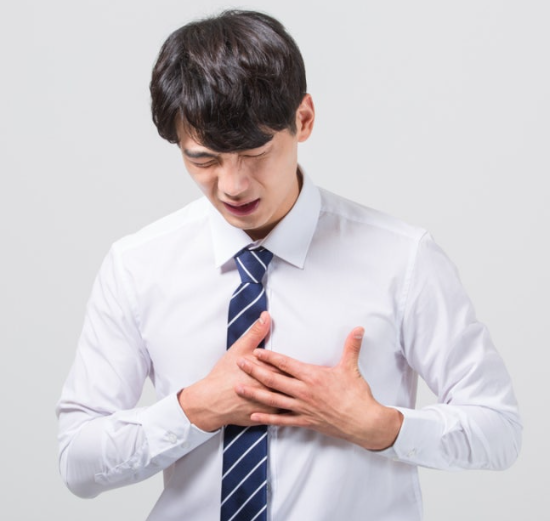 왼쪽 옆구리 통증 원인 총정리! 주요 질병 5가지, 병원 언제 가야 할까?