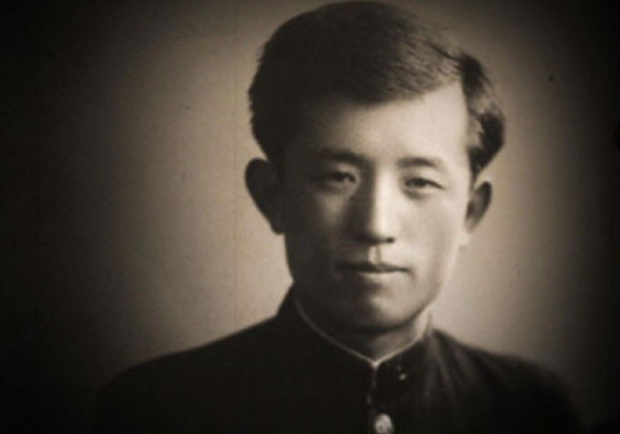 윤동주 시인