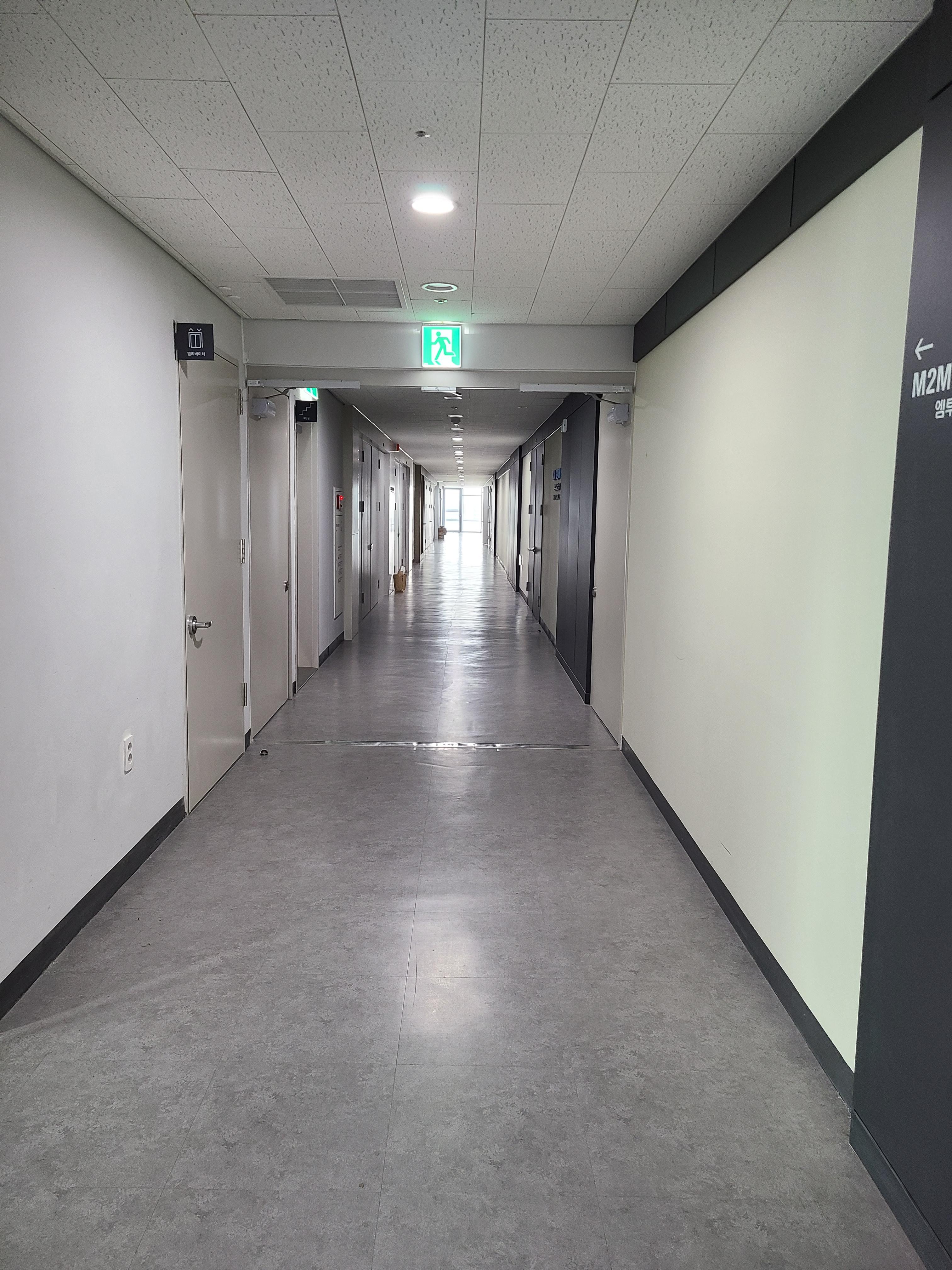 당산 생각공장 섹션오피스2