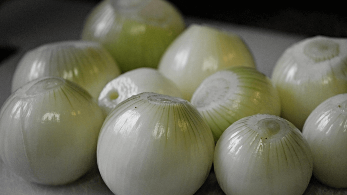 껍질 벗긴 양파