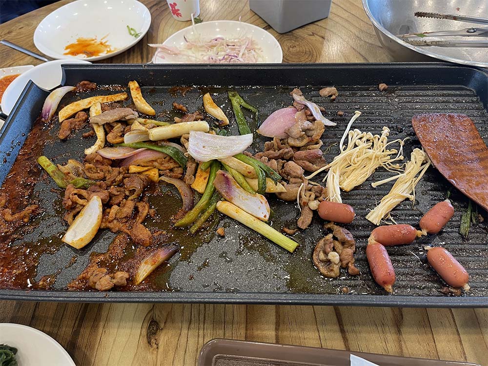 하늘정원 이장네 오리, 오리로스 주물럭 구이, 버섯 소시지 구이