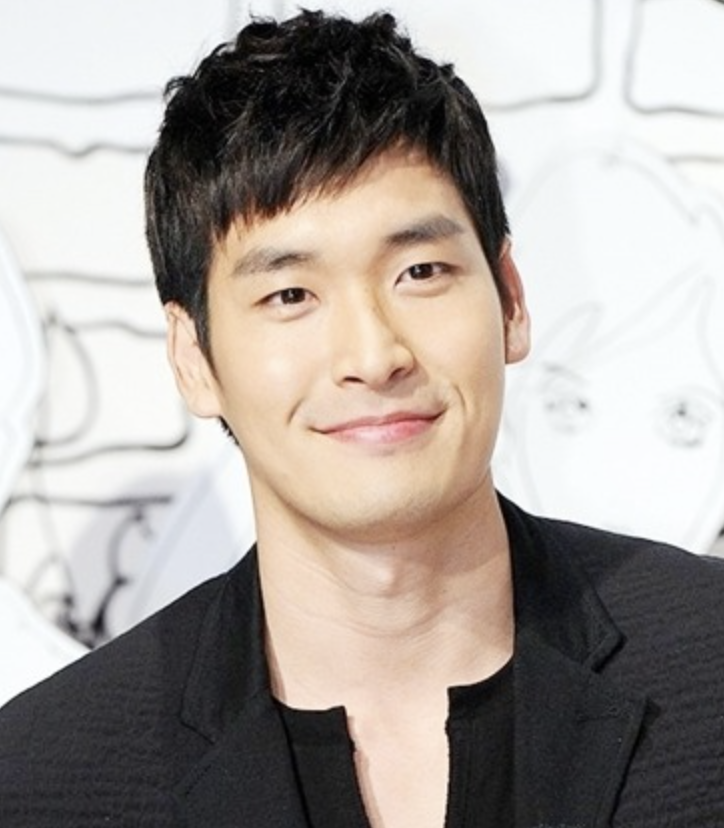 배우 정겨운