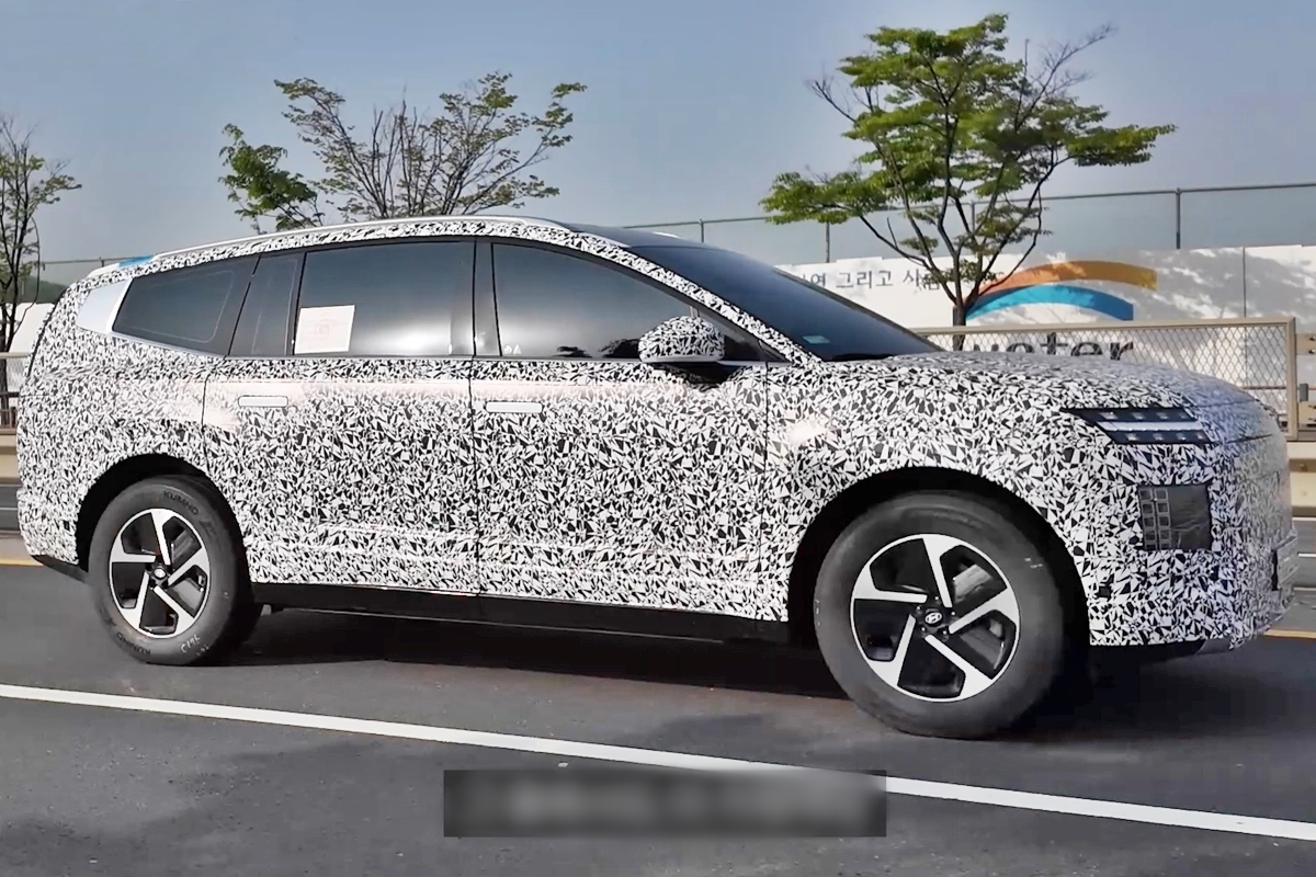 현대자동차 대형 전기 SUV 아이오닉 7 테스트카 스파이샷