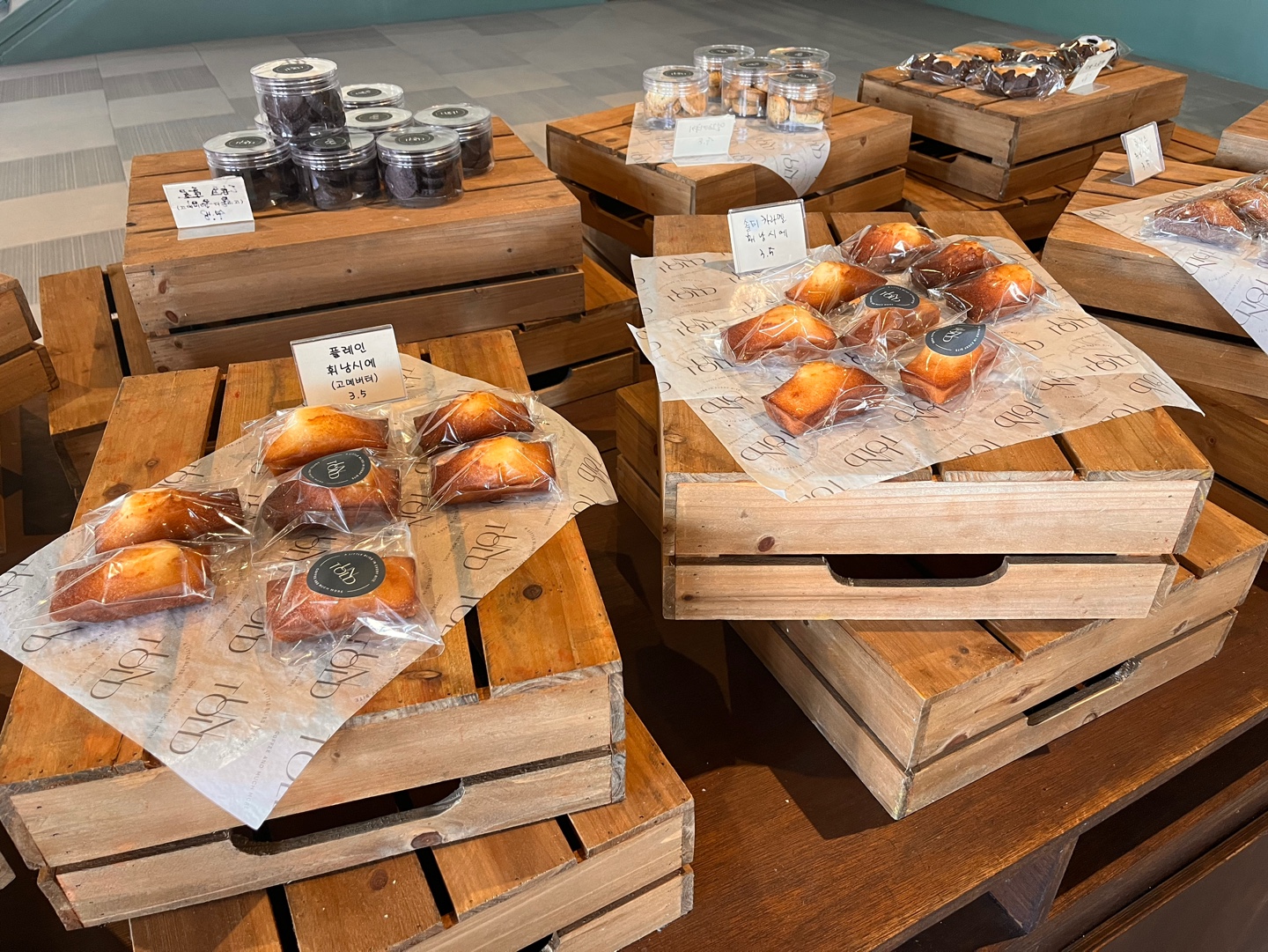 용인 대형 야외정원 베이커리 카페 '언톨드'