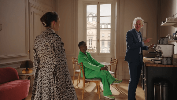 에밀리-파리에-가다-시즌4-8화