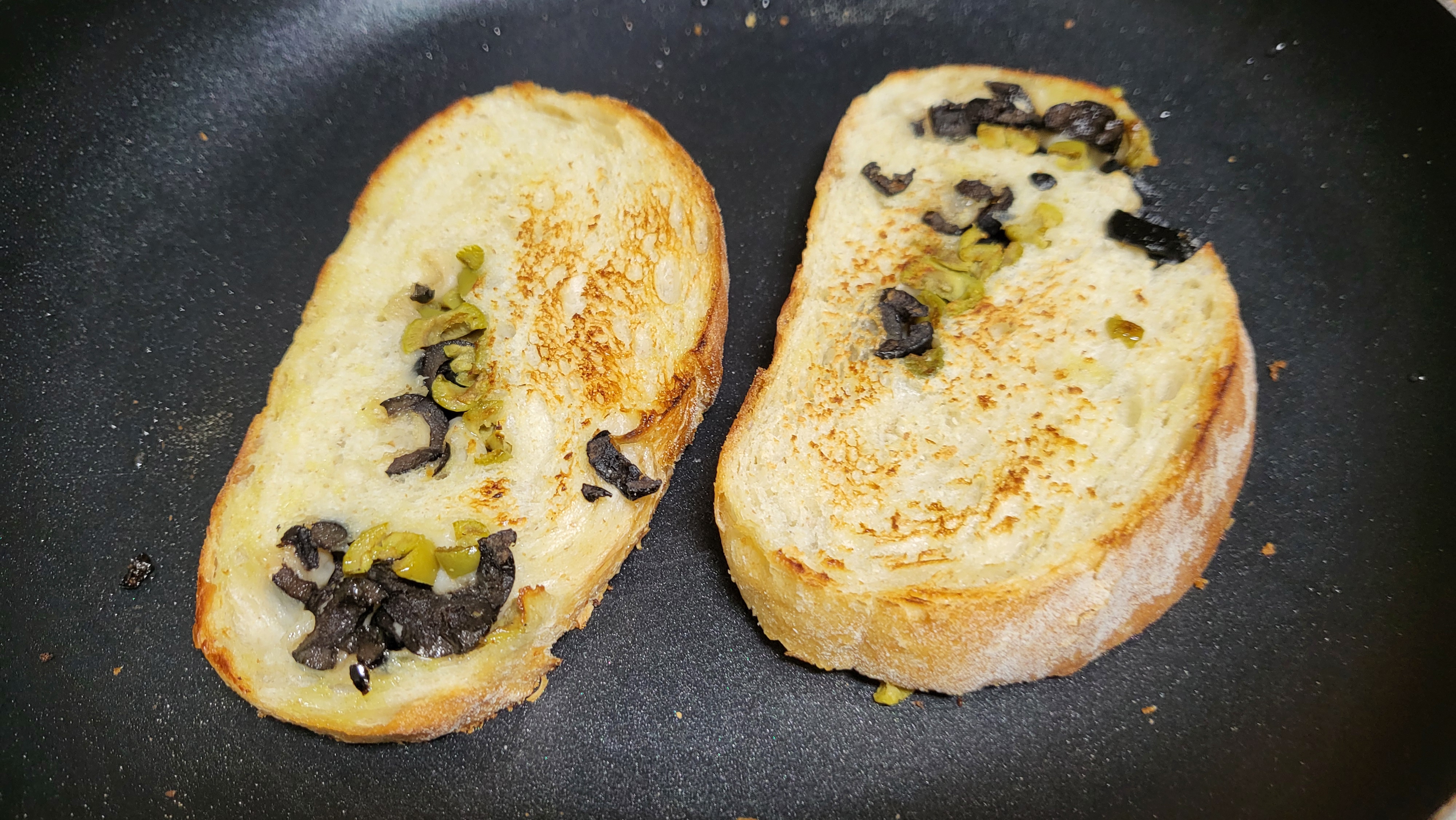 올리브 호밀깜빠뉴 샌드위치 만들기