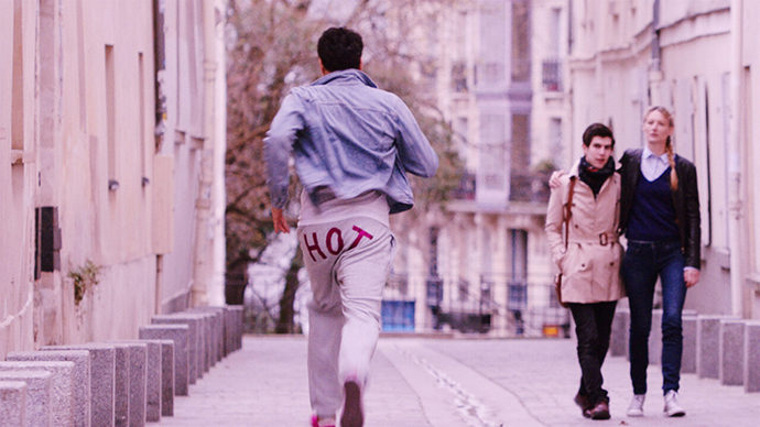 거꾸로-가는-남자-스틸컷2