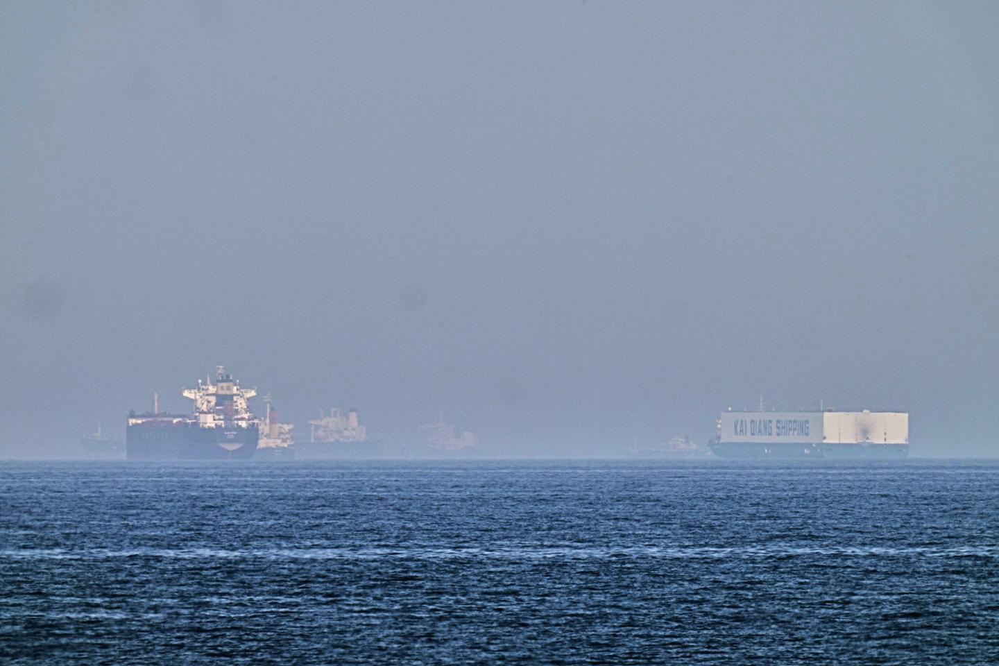 해방 프로젝트와 무력 충돌, 그리고 한국 선박 피해 논