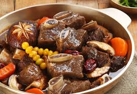 갈비찜 압력솥 없이 부드럽게 요리한 모습