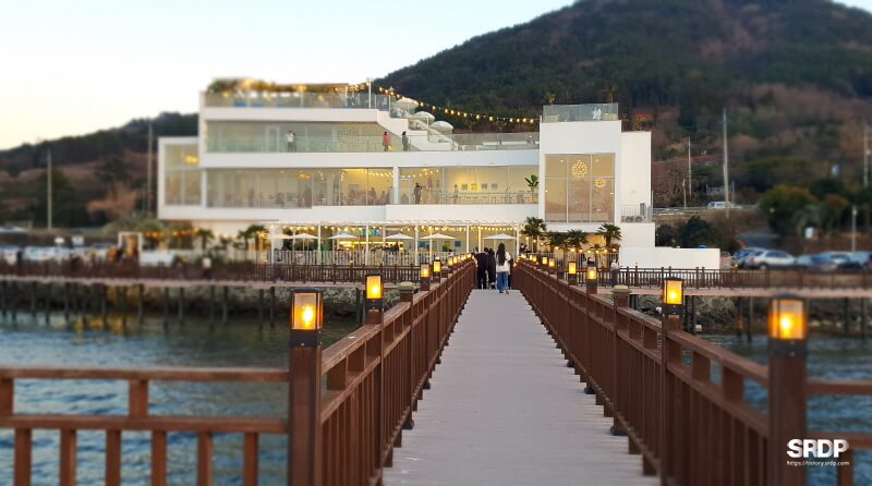 해돋이명소-일출명소-거제도갈만한곳-겨울여행지추천-거제도일출해돋이명소-거제도신선대-바람의언덕-거제도여행코스추천-거제온더선셋