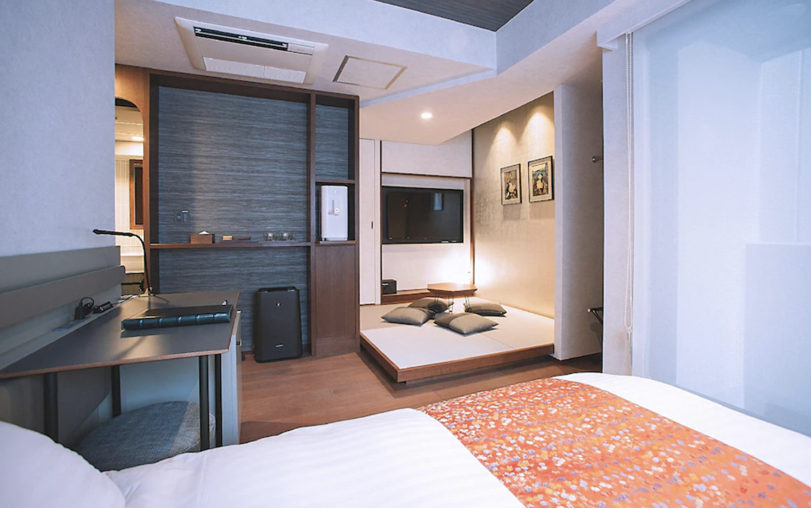 아사쿠사 카에데 객실