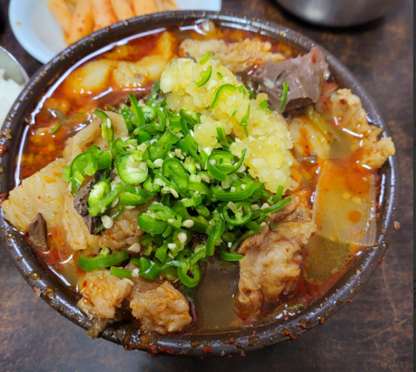 생생정보 남이 할매의 봄나물 밥상 소구레국밥 대구 달성군 십이리할매소구레국밥