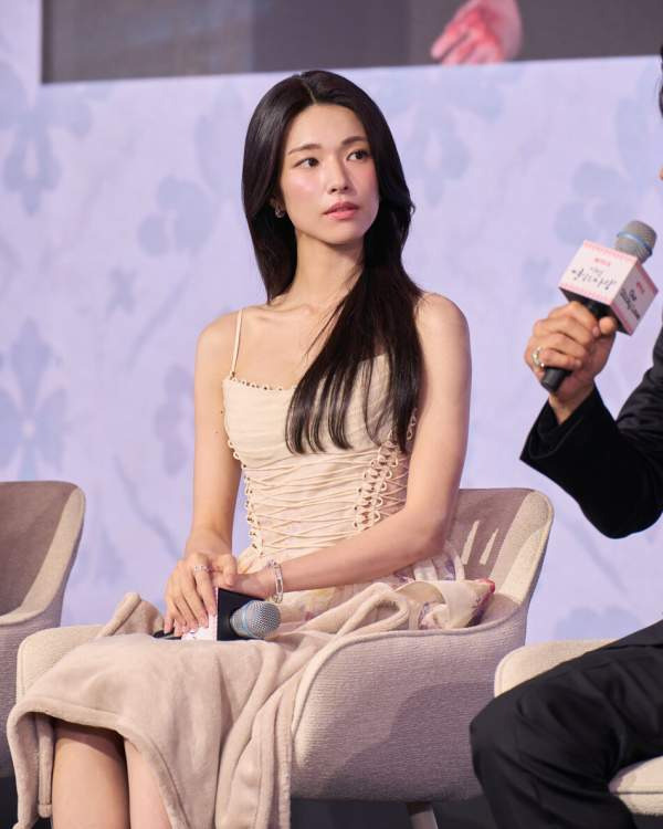 하영 나이 프로필｜키&middot;학력&middot;고향&middot;출연 드라마&middot;증조부 안상호 친일 논란&middot;사과문&middot;중증외상센터 하차