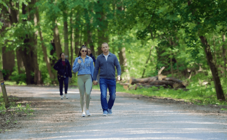무릎관절 건강 지키는 걷기 운동