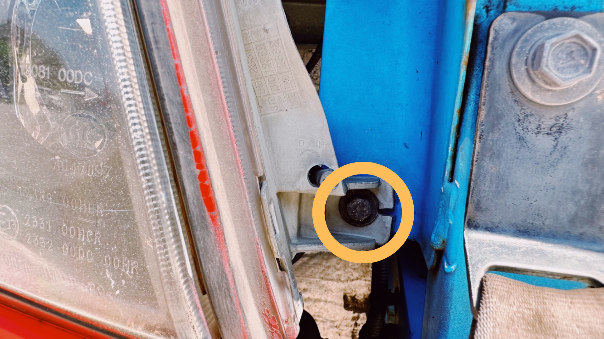 버스 전조등 교체하기