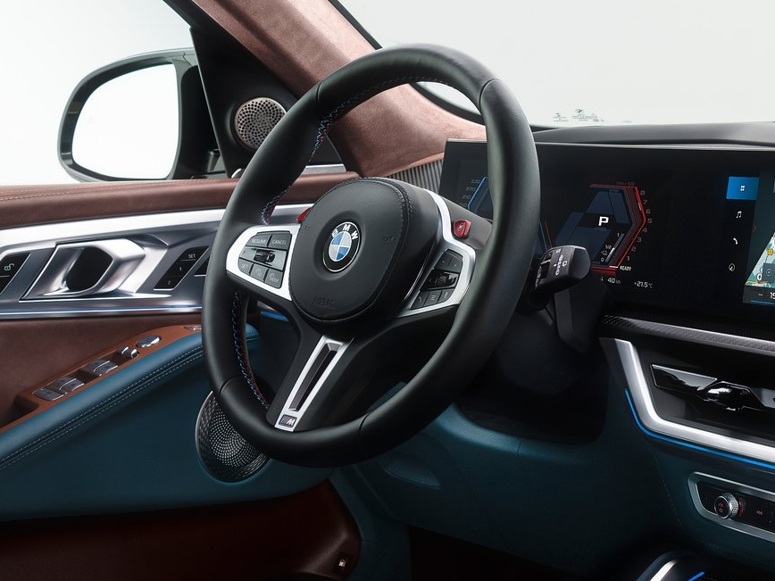 BMW XM