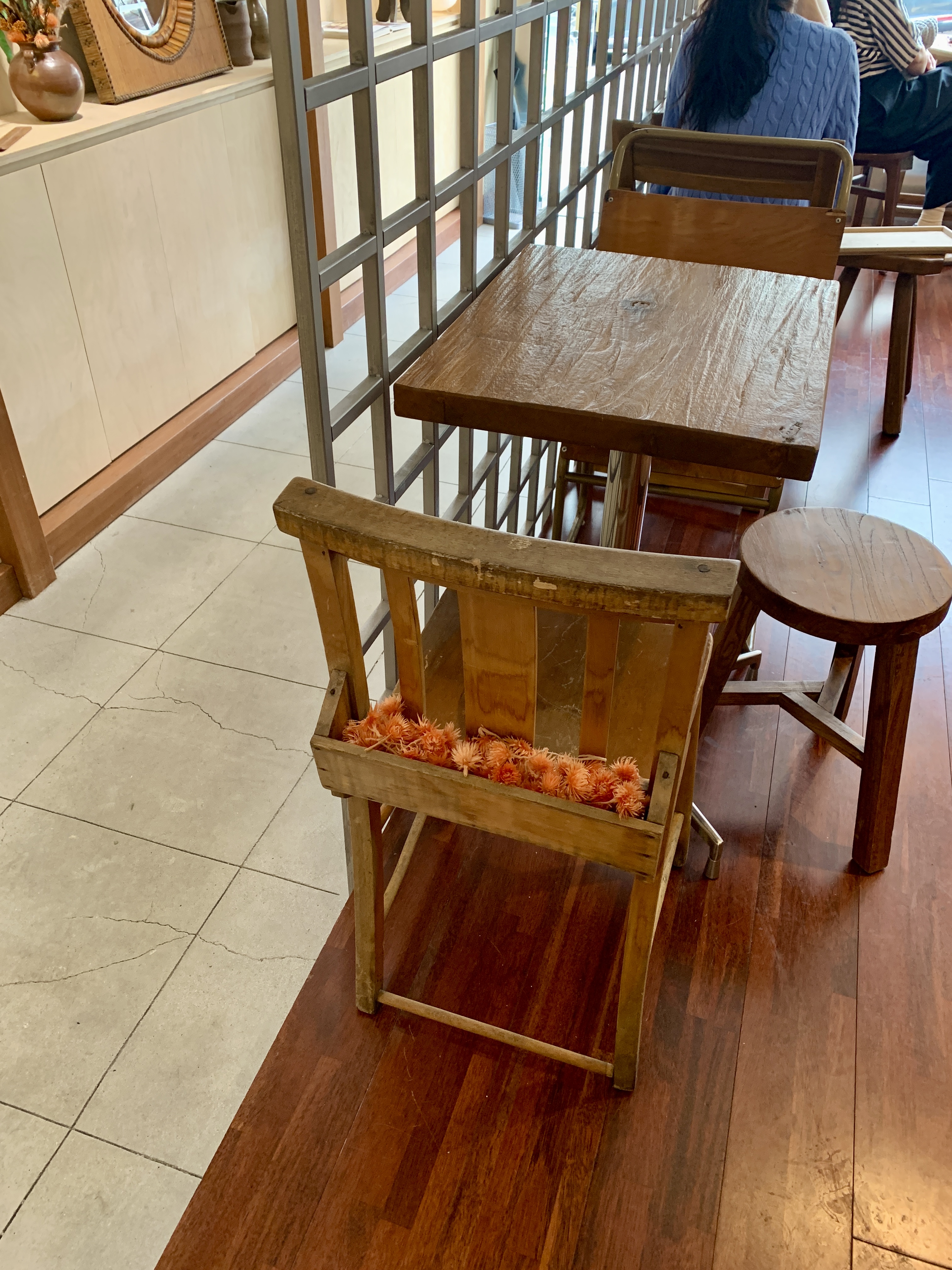 용리단길-용리단길조용한카페-용리단길카페-용리단길카페추천-에치그-ECHG-카페-용산카페