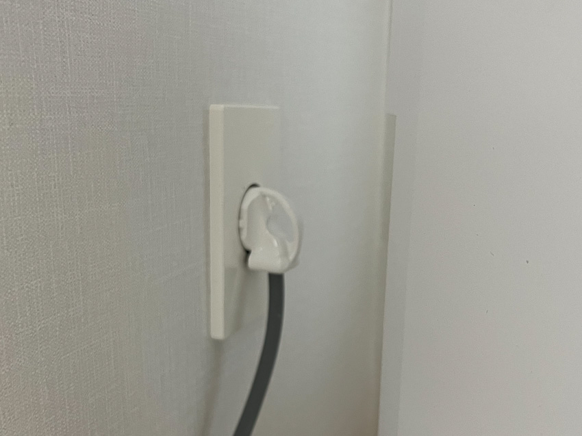 에어컨 실외기 전원코드는 멀티탭 금지.