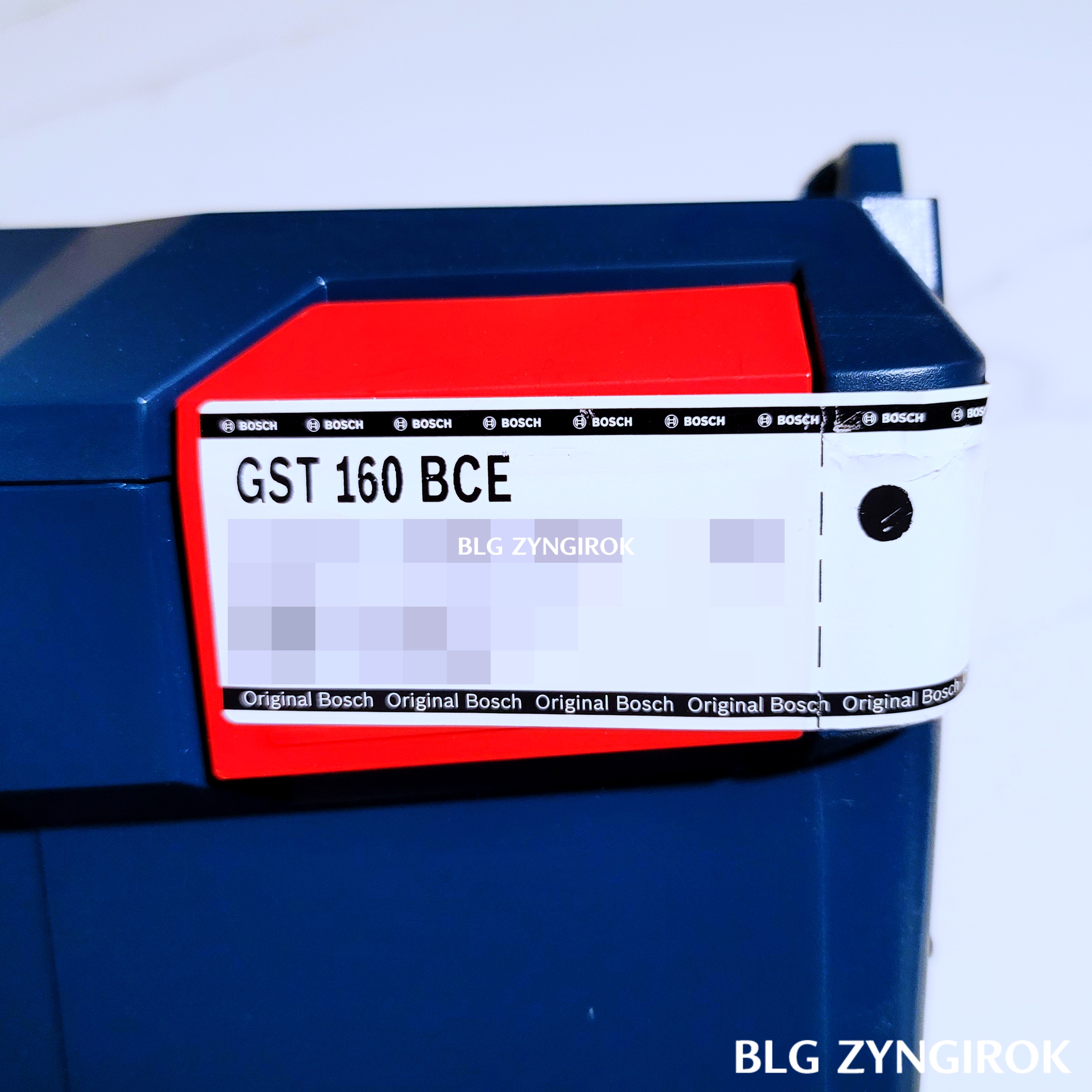 보쉬-케이스에-씰이-붙어있는-모습이다.