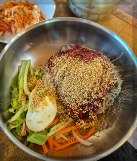 남겨서뭐하게 정선 장칼국수 제육보쌈