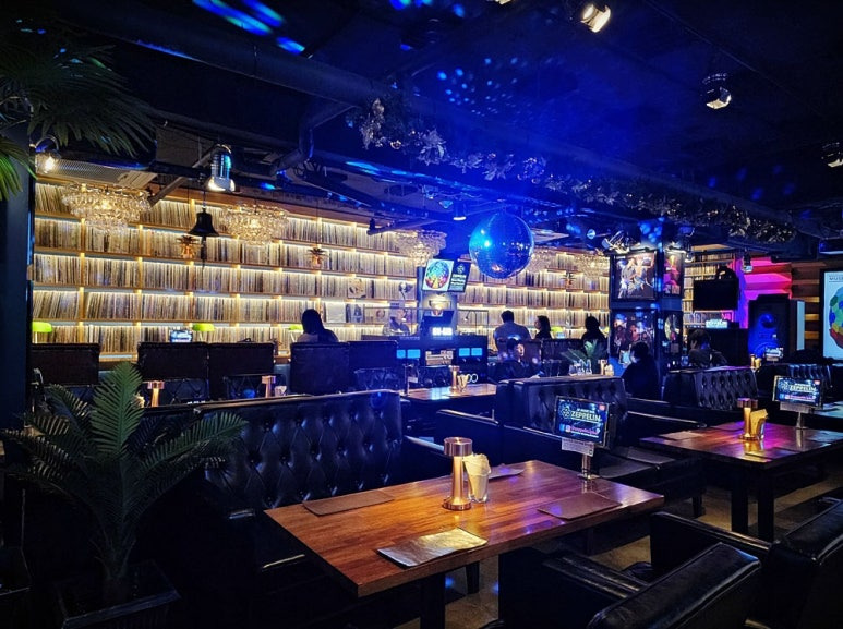 강남 서초동 LP 뮤직바 '제플린'