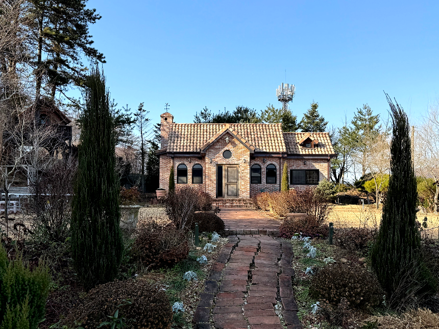 특색 있고 아름다운 민간 정원 30선 추천 여행 - 20. 괴산트리하우스 가든