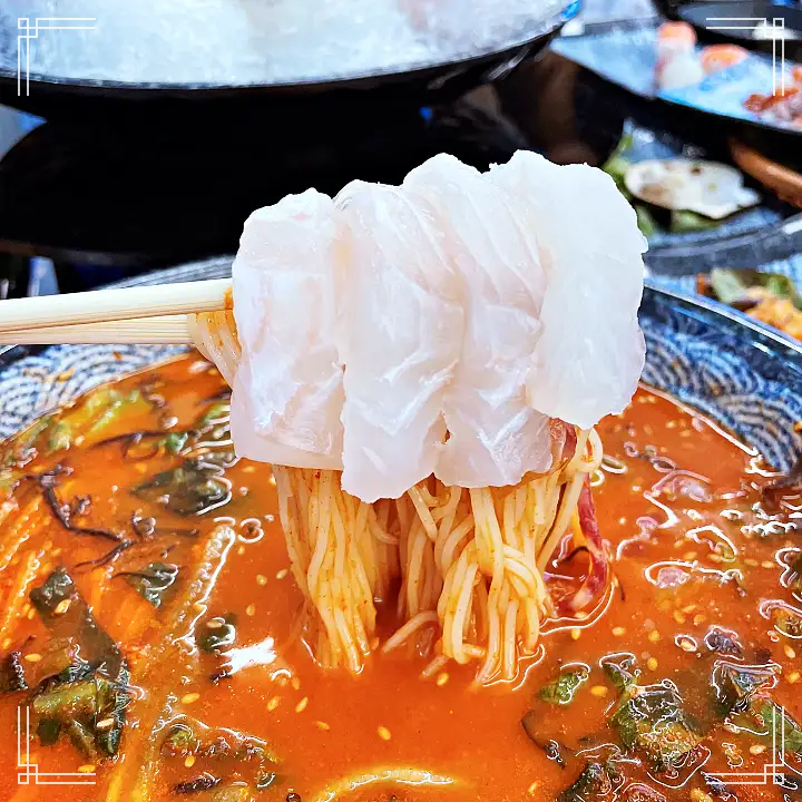 진심 가득 건강 담은 맛 구로 디지털 단지역 구디단 맛집 추천 생방송투데이 활어회 전문 제철 해산물 한 상 바다를 통째로 옮겼다 오늘방송 맛의 승부사