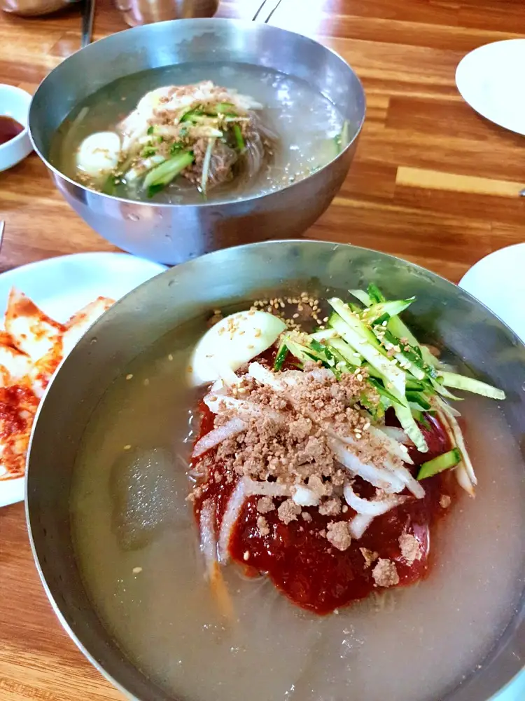 식객 허영만 백반기행 161회 김재경 편 홍어회무침 수북한 회냉면, 식초 필요없는 새콤한 전국구 물냉면, 비빔냉면, 냉면 서천 노포 맛집 소개