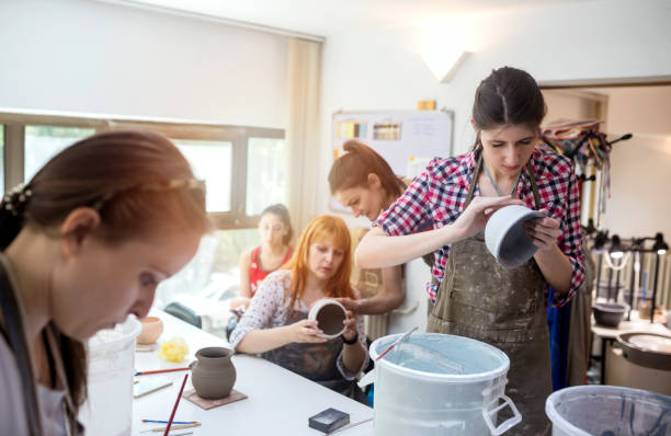 미술 치료에서 심리적 회복 탄력성 강화