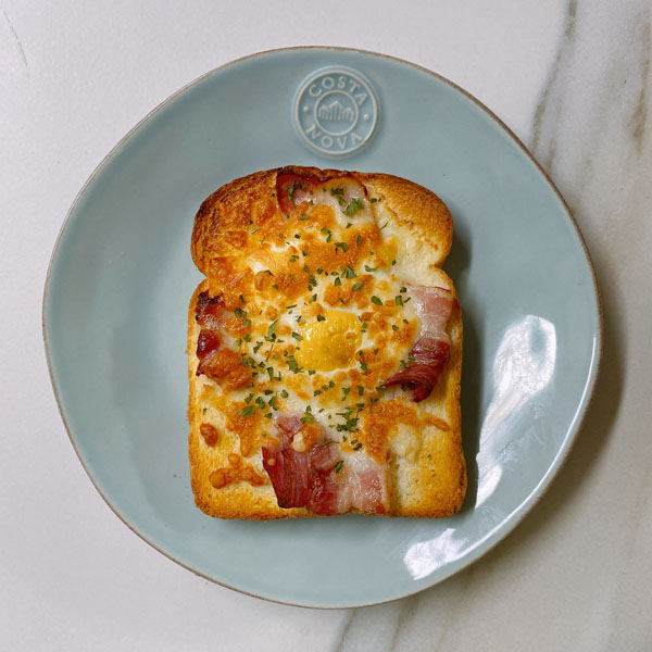 파슬리가루뿌리기