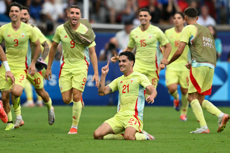  스페인과 프랑스 승과 패의 모습들-AP연합뉴스 출저