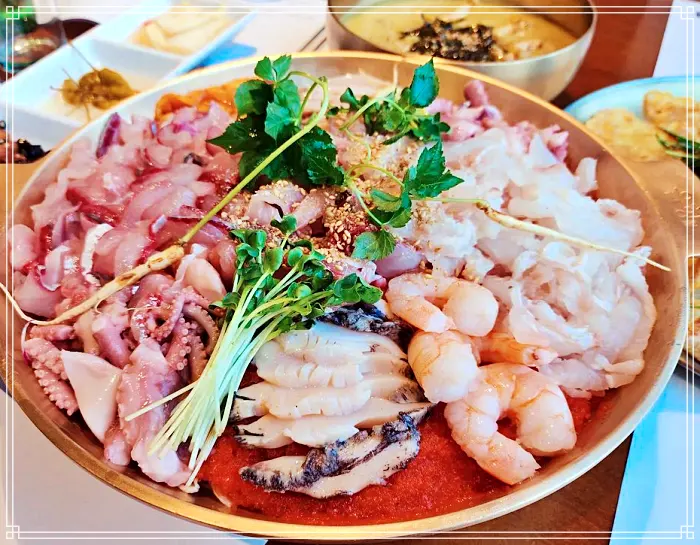 영종도, 을왕리 맛집 하루 3천 명이 찾아간다 계절 물회