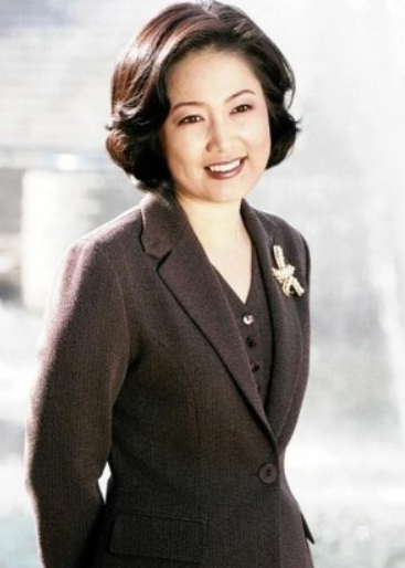 이금희 아나운서 프로필 사진│KBS 공채 16기 출신 국민 MC