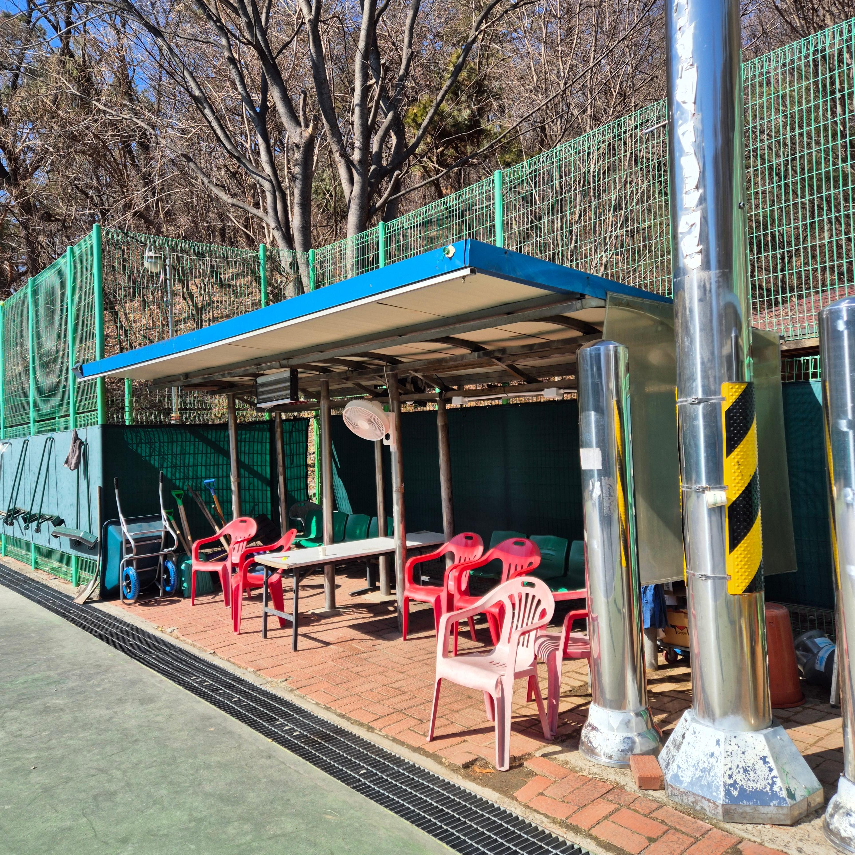 성주산 테니스장