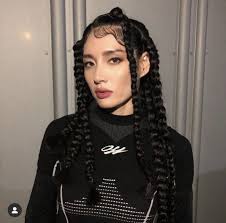 모니카 임신 후 스타일 변화